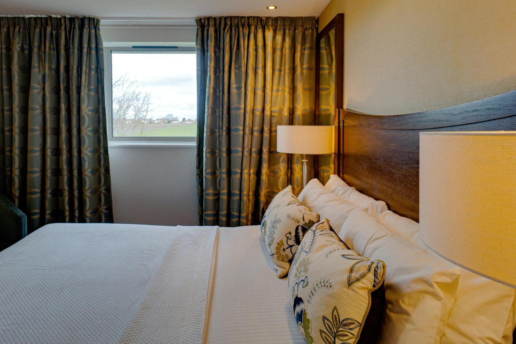 Wrightington Hotel & Health Club Wigan Ngoại thất bức ảnh
